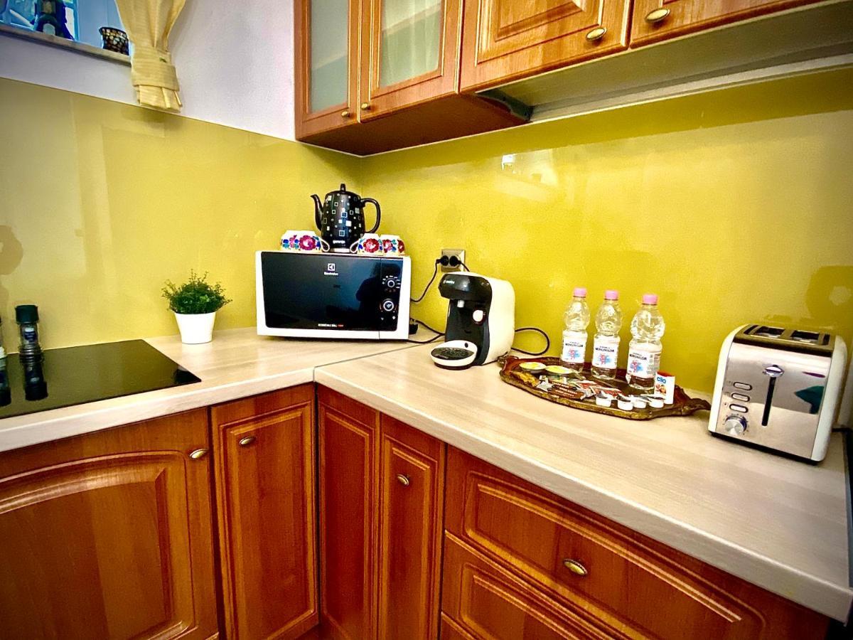 Sarada Boutique Luxury Apartment Дева Екстериор снимка