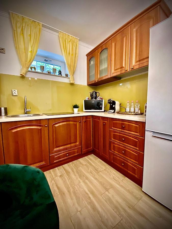 Sarada Boutique Luxury Apartment Дева Екстериор снимка
