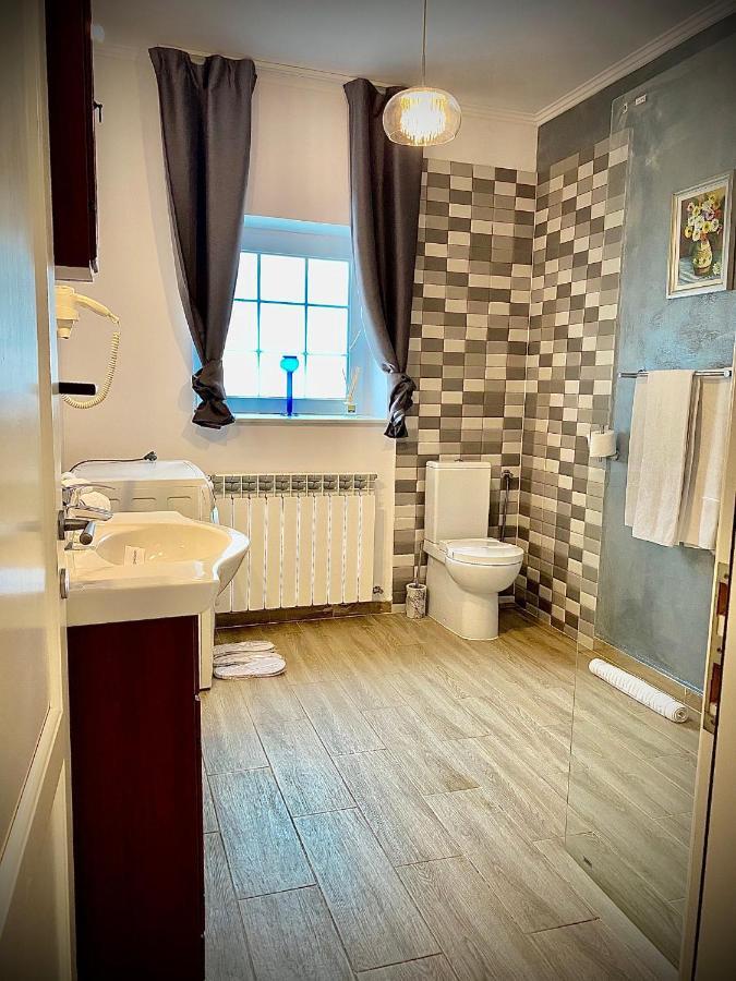 Sarada Boutique Luxury Apartment Дева Екстериор снимка