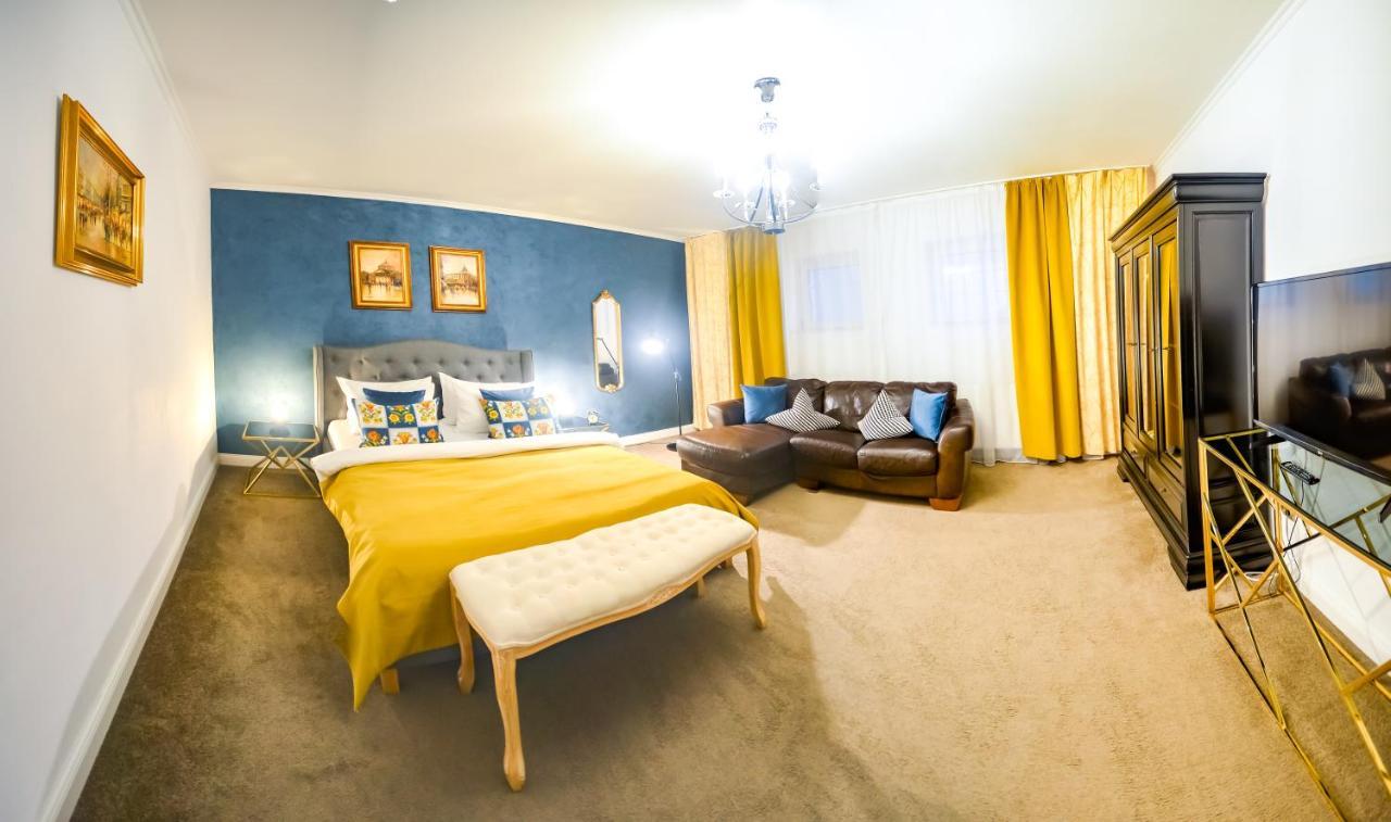 Sarada Boutique Luxury Apartment Дева Екстериор снимка